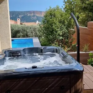 rves-de-vie-appartement-vue-mer-piscine-et-spa-privatifs.fr-provencehotel.com/